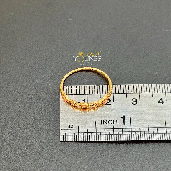 انگشتر مینیمال نگین پرجلوه طلا